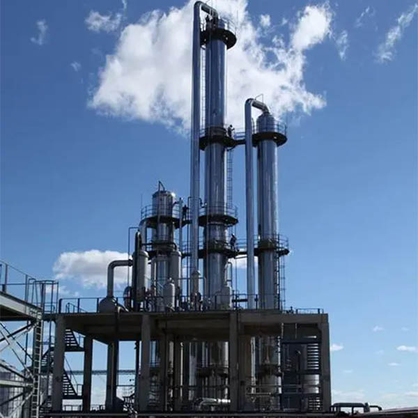Colonnes ou tours de distillation d'acétone industrielle